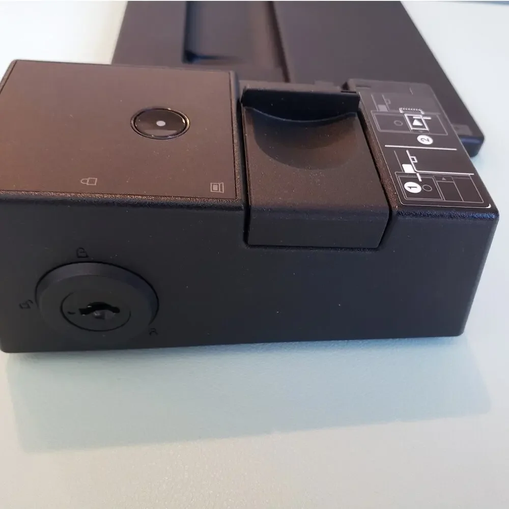 Lenovo ThinkPad Ultra Docking Station Type 40AJ with 135W AC Power Adapter